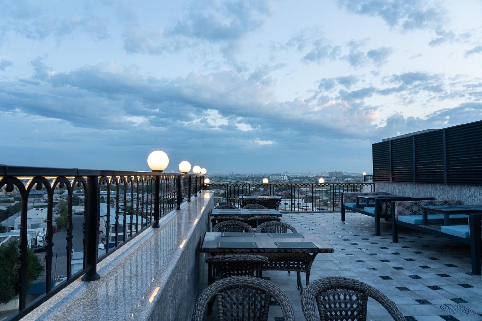 Shamsan Airport Hotel タシュケント エクステリア 写真